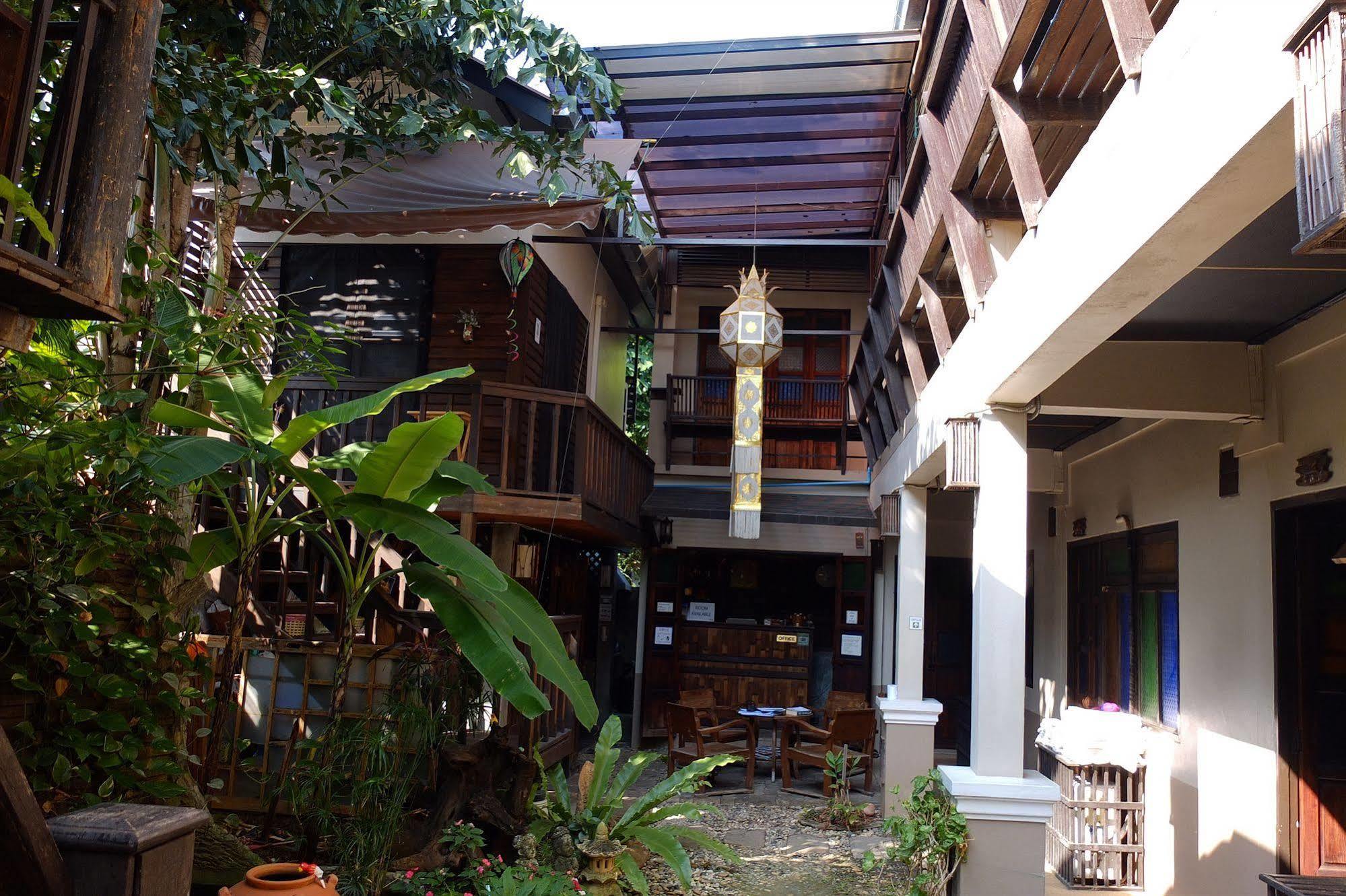 Saithong Guesthouse Chiang Mai Eksteriør bilde